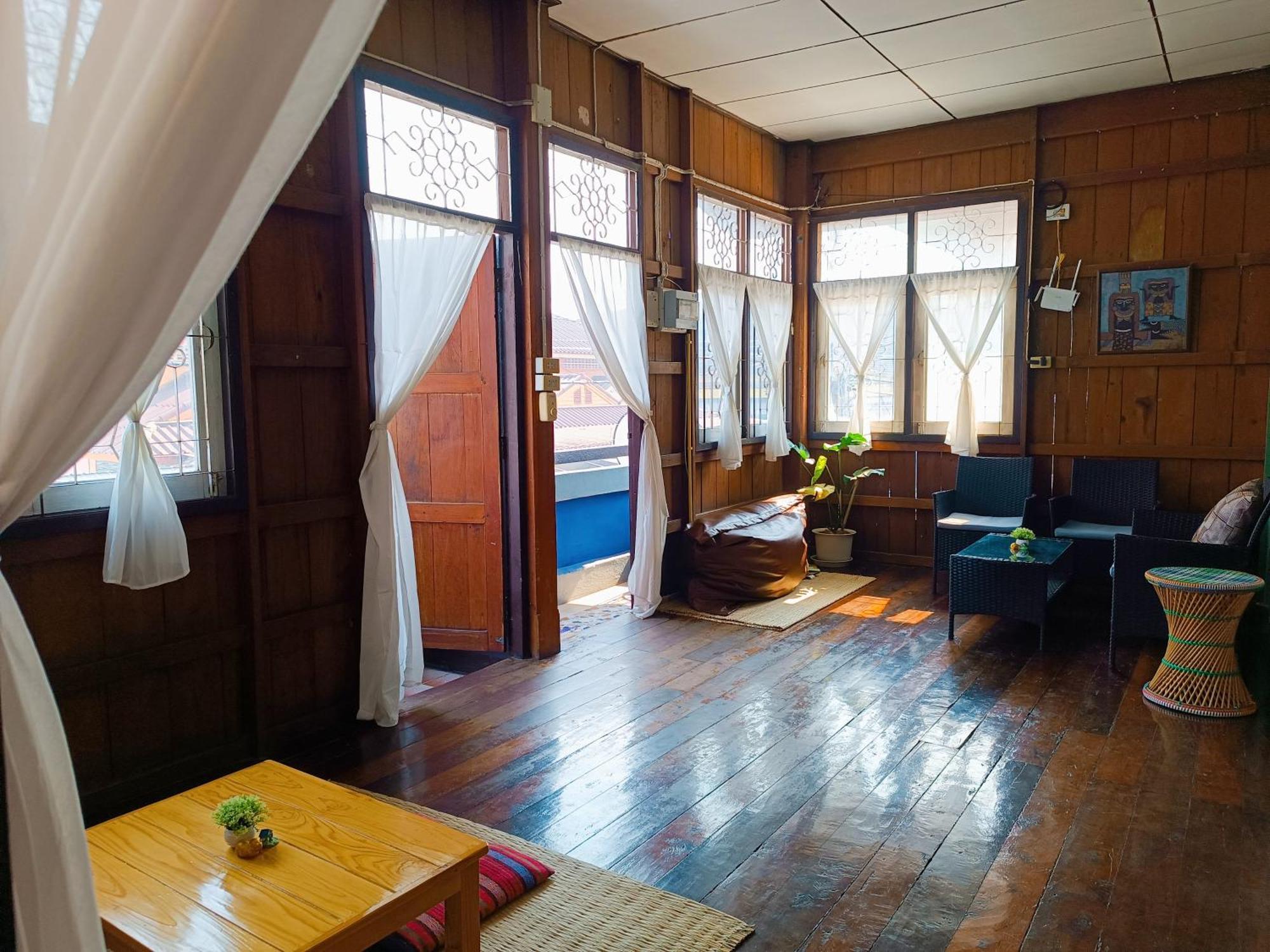 Pai Baan Homestay ปายบ้าน โฮมสเตย์ ถนนคนเดินปาย Exterior foto