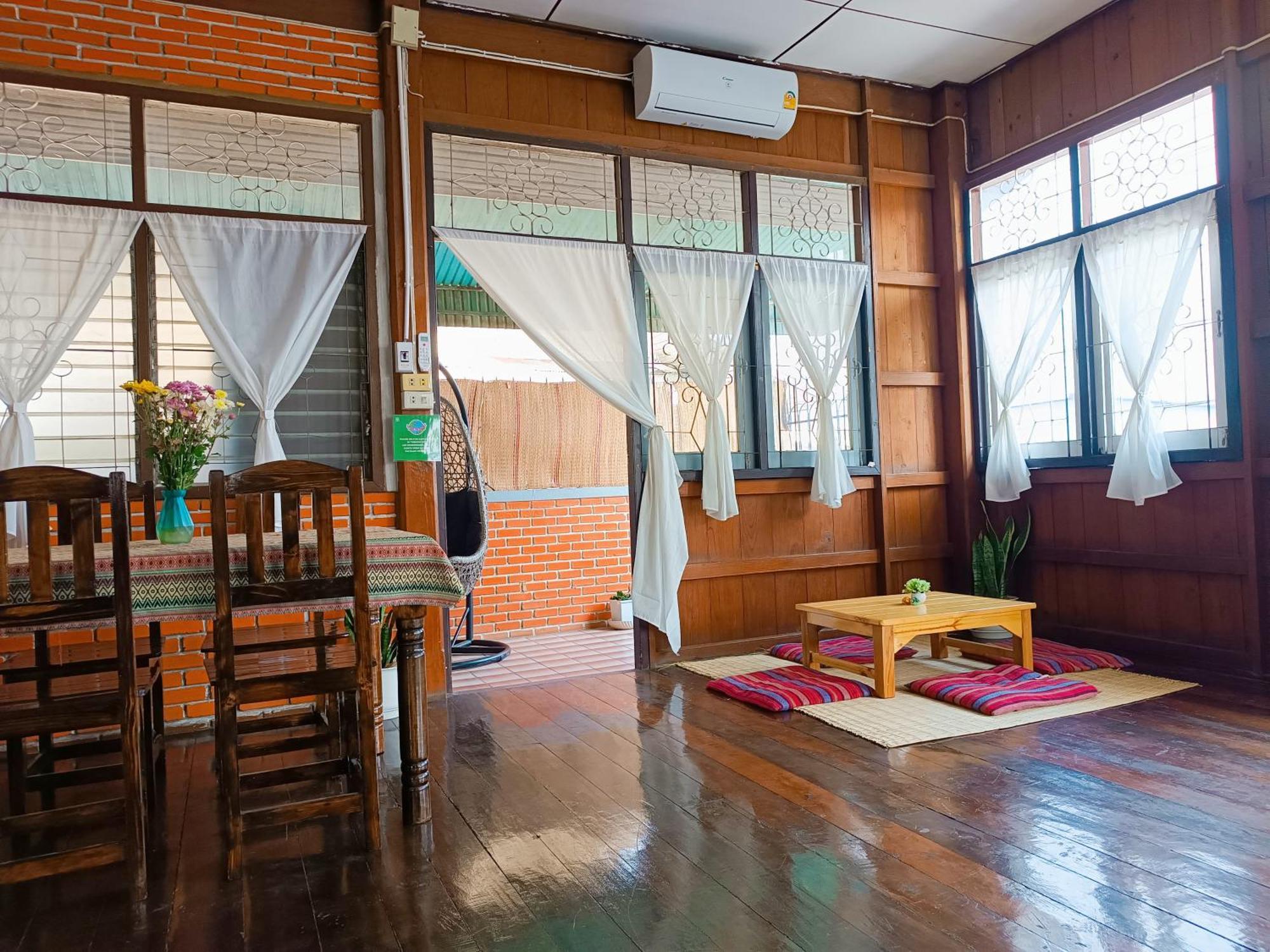 Pai Baan Homestay ปายบ้าน โฮมสเตย์ ถนนคนเดินปาย Exterior foto